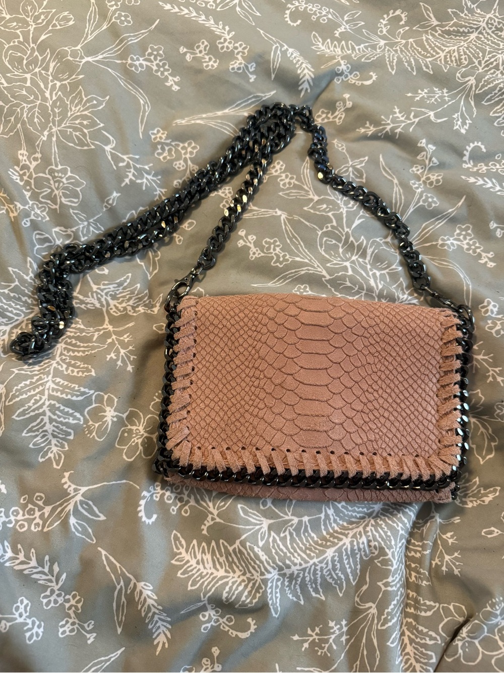 Borse in Pelle Women's Blush Pink Chain Crossbody Bag